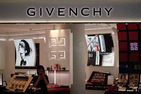 givenchy beauty store near me.